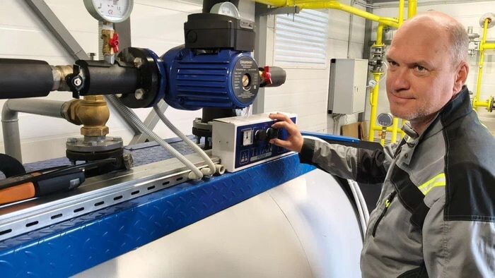    Сергей Мельников