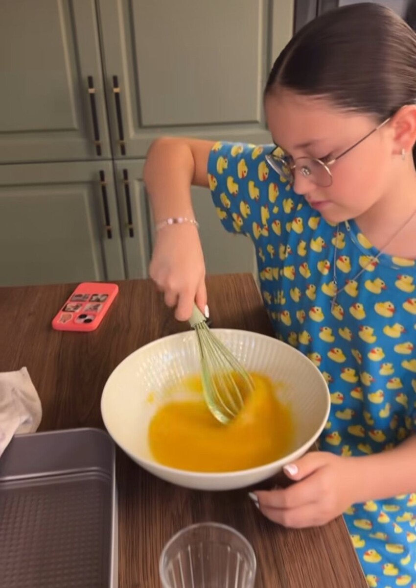    Дочь Агаты Муцениеце. Источник: Inst/agataagata *