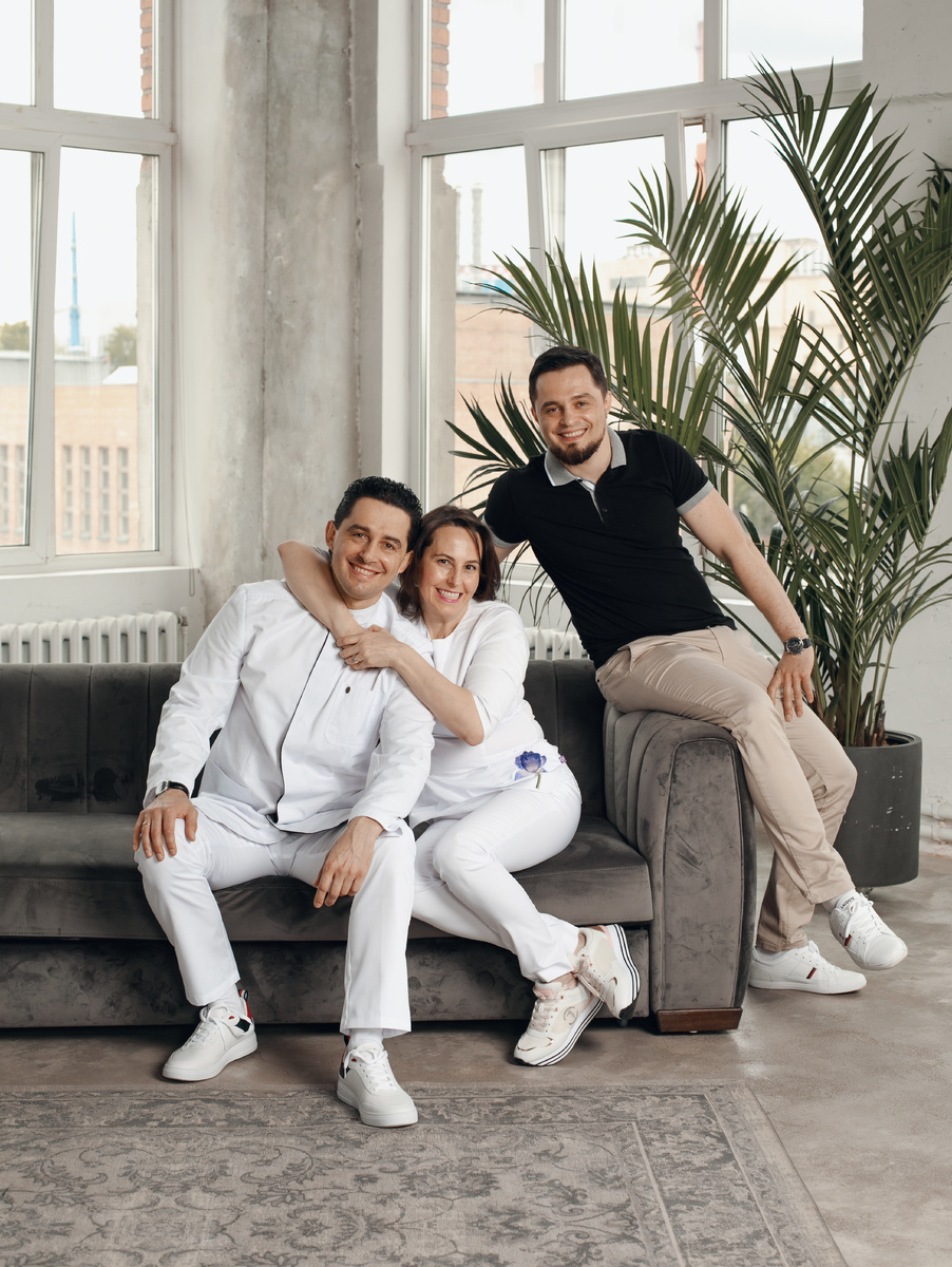 Фотография взята с сайта стоматологии Дмитрович Фэмили https://www.dmitrovich.ru/