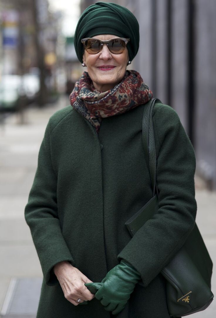 Стильная пенсионерка