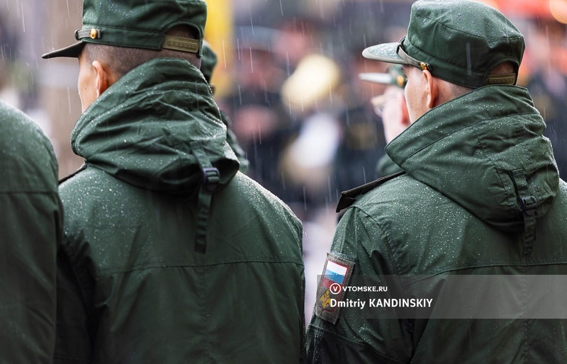 Депутаты Госдумы приняли закон о круглогодичном призыве