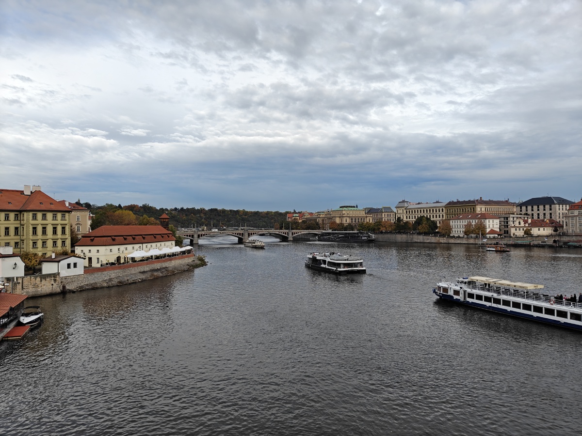    Основная камера