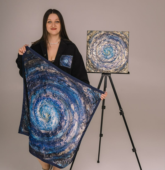 Екатерина Сыч и ее энергополотна 