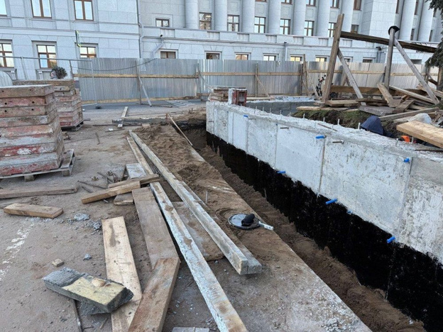    В Кирове благоустраивают территории по федеральному проекту