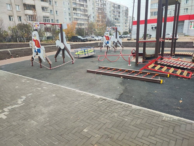    В Кирове благоустраивают территории по федеральному проекту