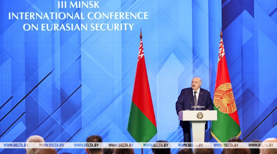     "Это только начало": Президент Беларуси о последствиях гибридной войны Запада против Востока