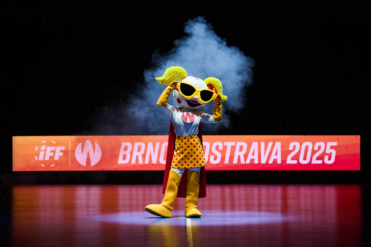 Это талисман чемпионата мира по флорболу 2025. Фото Матиаша Клапы / Чешский флорбол