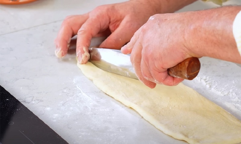 Котлета в тесте: возвращаем культовую выпечку советских столовых