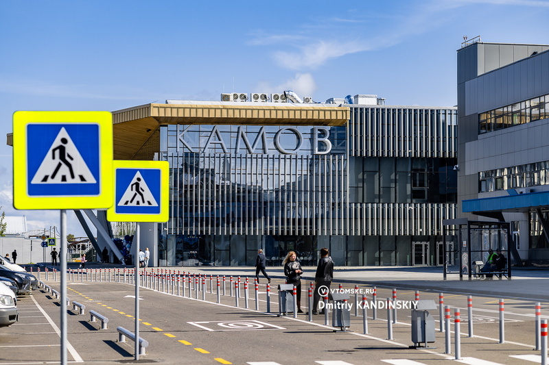 Томский аэропорт планирует соединить два терминала