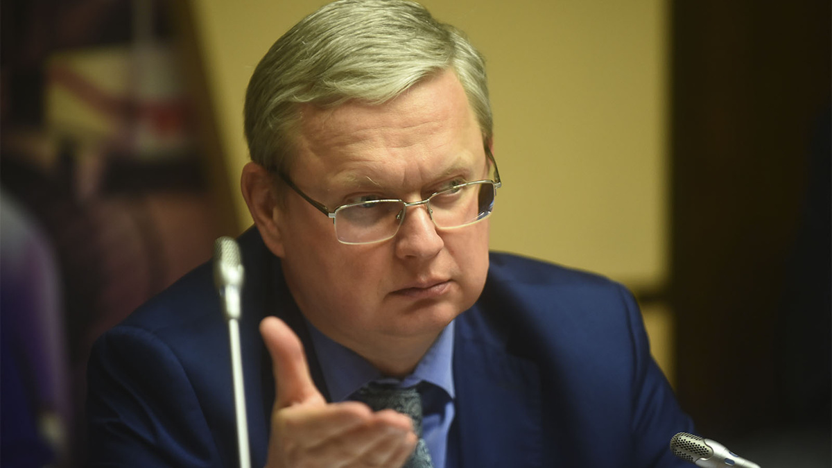 Делягин - бедными можно считать не менее двух третей россиян