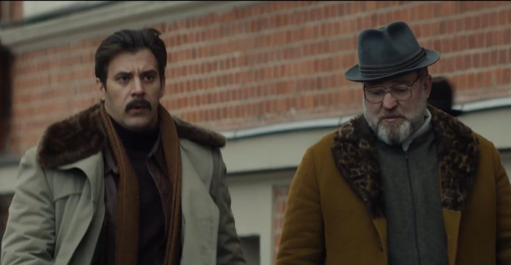 Вячеслав Варданов (Сергей Марин) и германист Плетнёв (Алексей Розин)