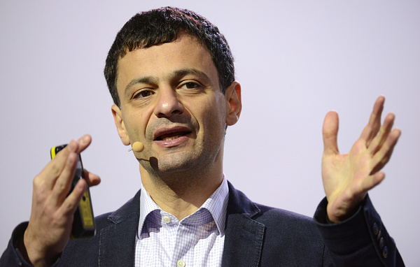    Заведующий лабораторией компьютерного дизайна материалов "Сколтеха" Артем Оганов  Николай Галкин/ТАСС