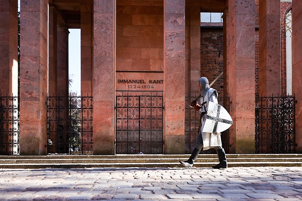    Могила Иммануила Канта, уже давно ставшая одной из главных достопримечательностей города. / Фото: Виталий Невар/РИА Новости