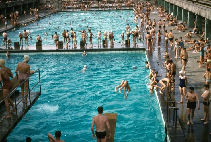 Берлинский бассейн.