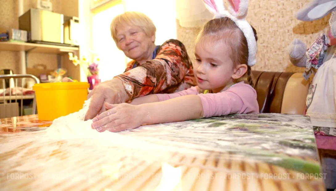 Бабушки играют важную роль в воспитании внуков
Фото:
Ирина Горобец / ForPost