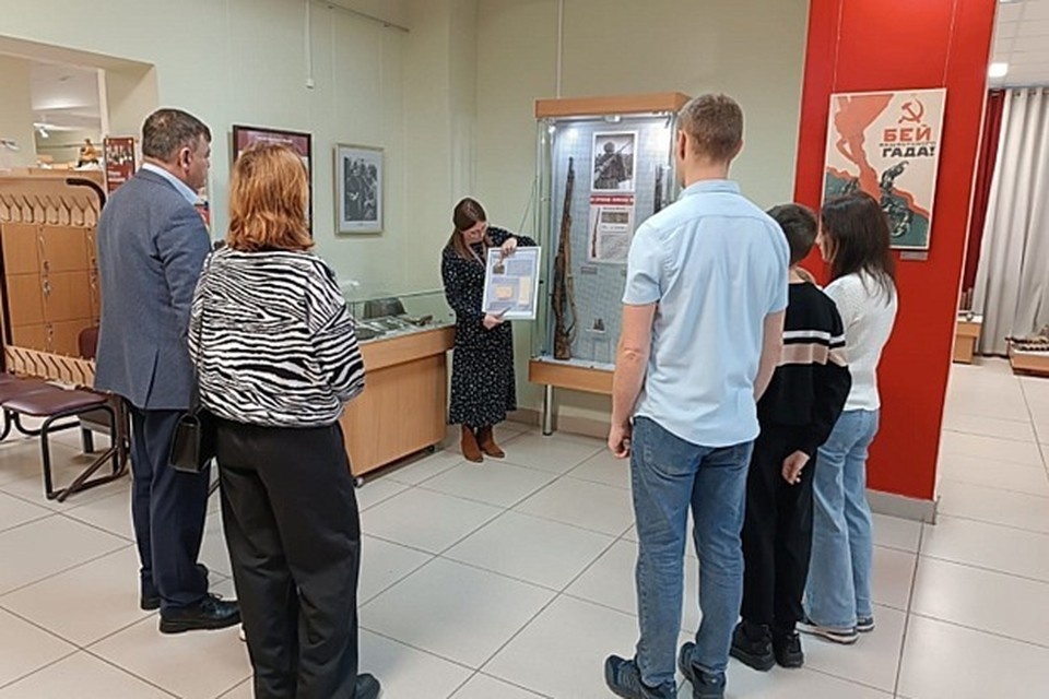    Многие экспонаты привезены непосредственно из районов выполнения боевых задач. Фото: правительство Кировской области