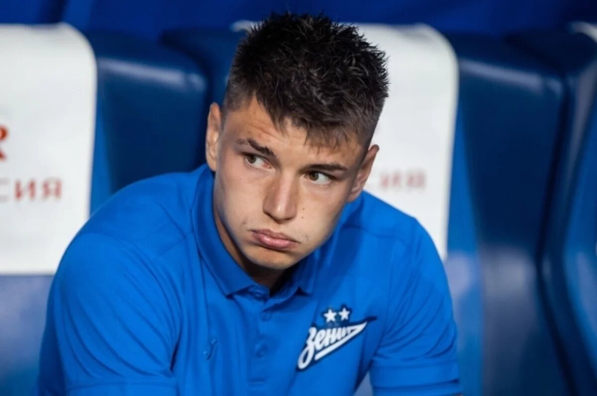    Футболист «Зенита» Мостовой обратился к фанатам после попытки похищения