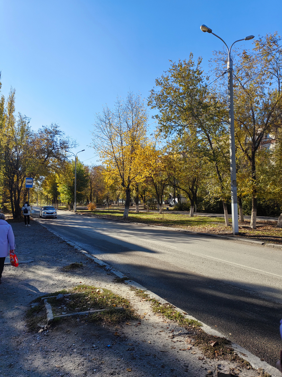 Здесь уже больше похоже на осень 🍁