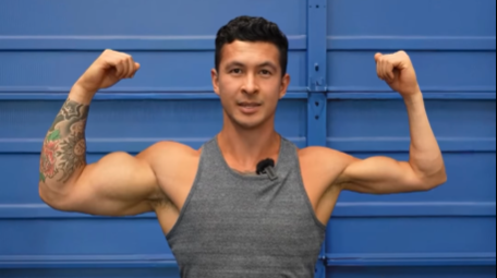 Что будет если одну руку тренировать легким весом, а другую тяжёлым