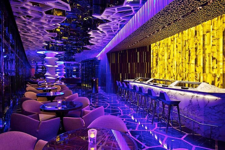 ночной клуб....