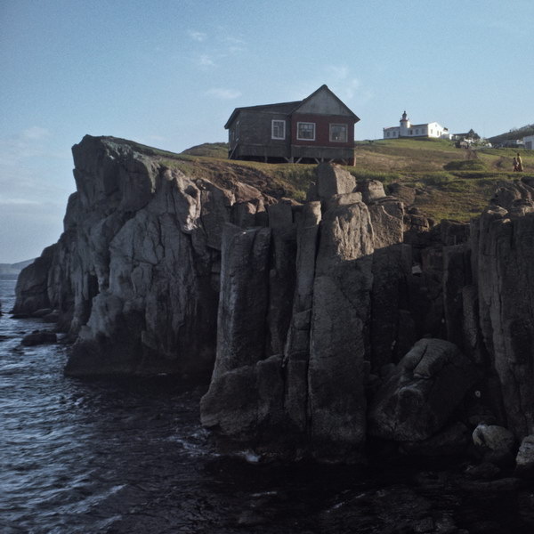     Анастасия Куимова вернётся на остров с маяком в «Большой земле»