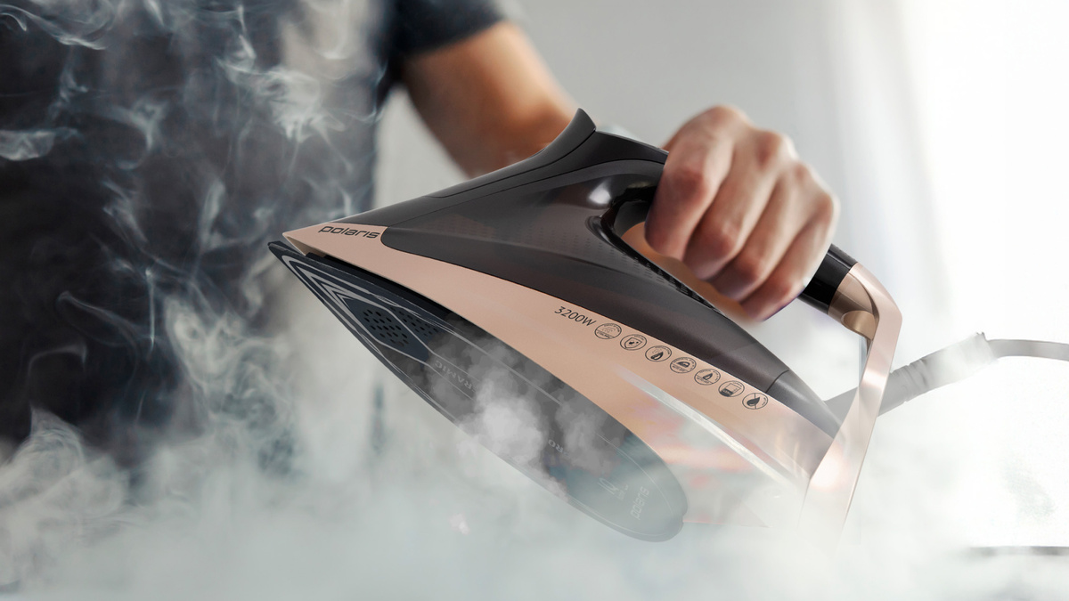 Утюг PIR 3225AK 3m Wi-Fi IQ Home — керамическое покрытие подошвы, высокая мощностью и бережный уход за деликатными тканями.
