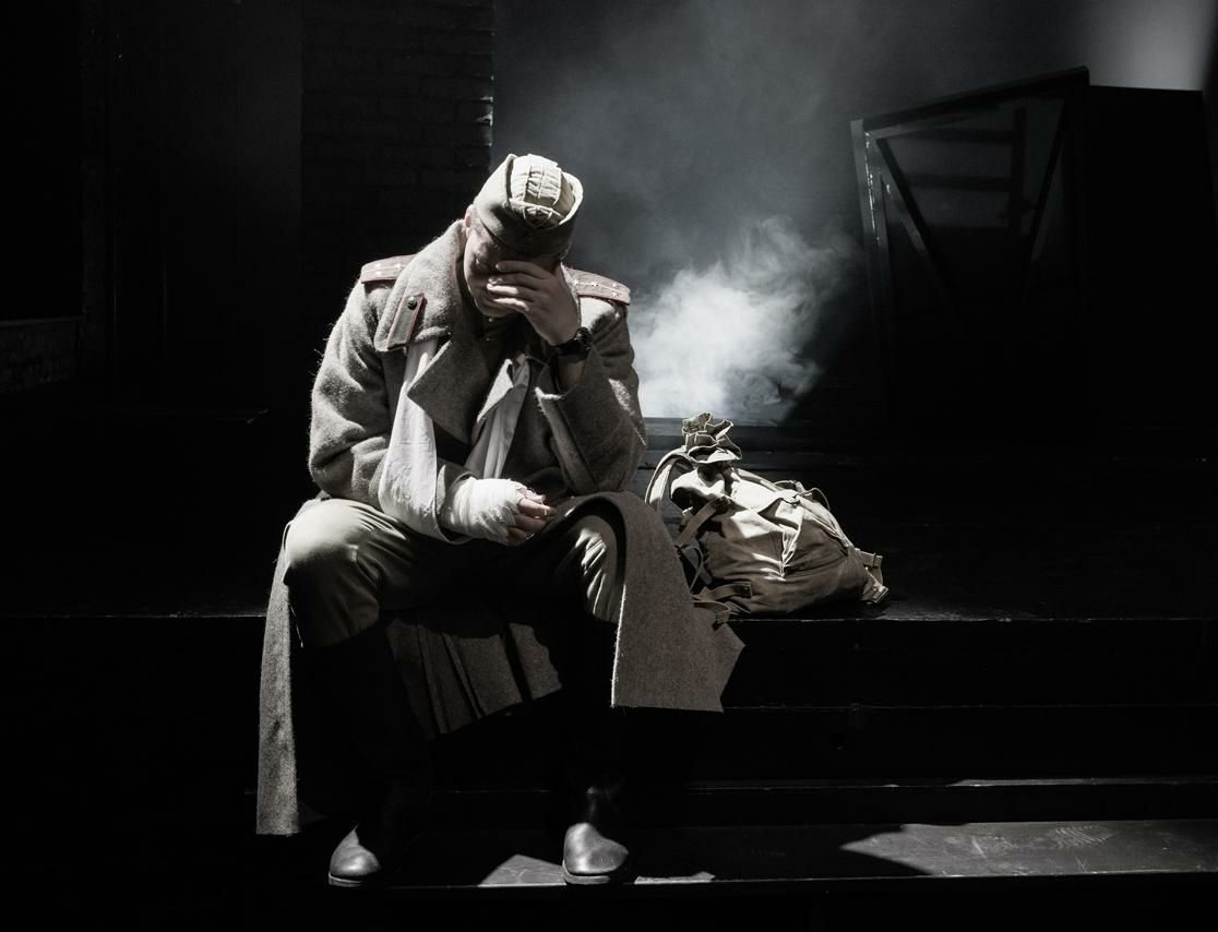 Капитан Митясов (Д. Матвеев), фото с официального сайта СТИ