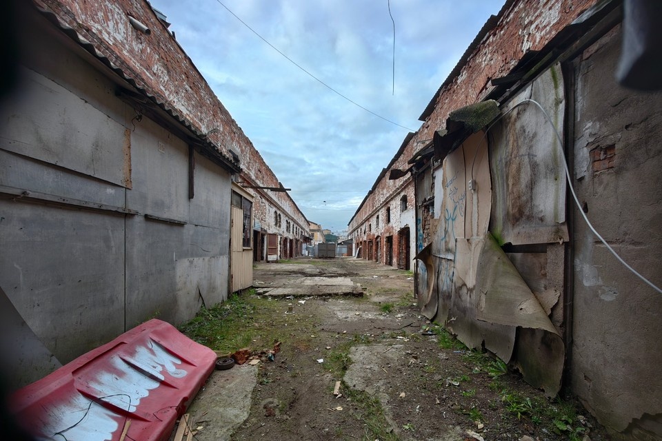    Что будет с двумя корпусами на Апрашке, которые планируют реконструировать. Алексей БУЛАТОВ