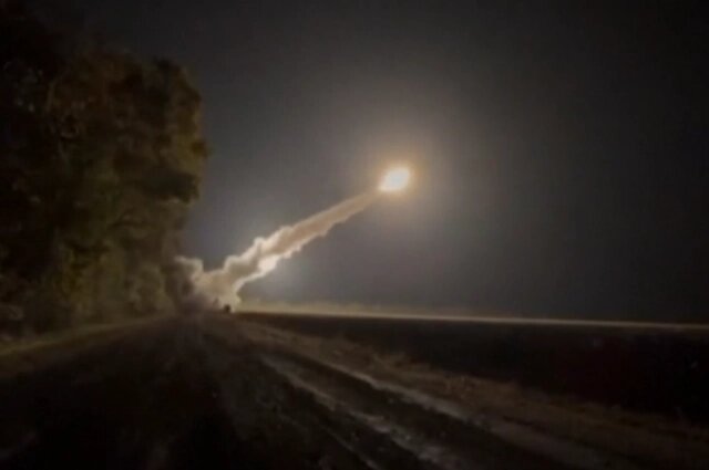    Удар ракеты «Орешник». Фото: кадр видео