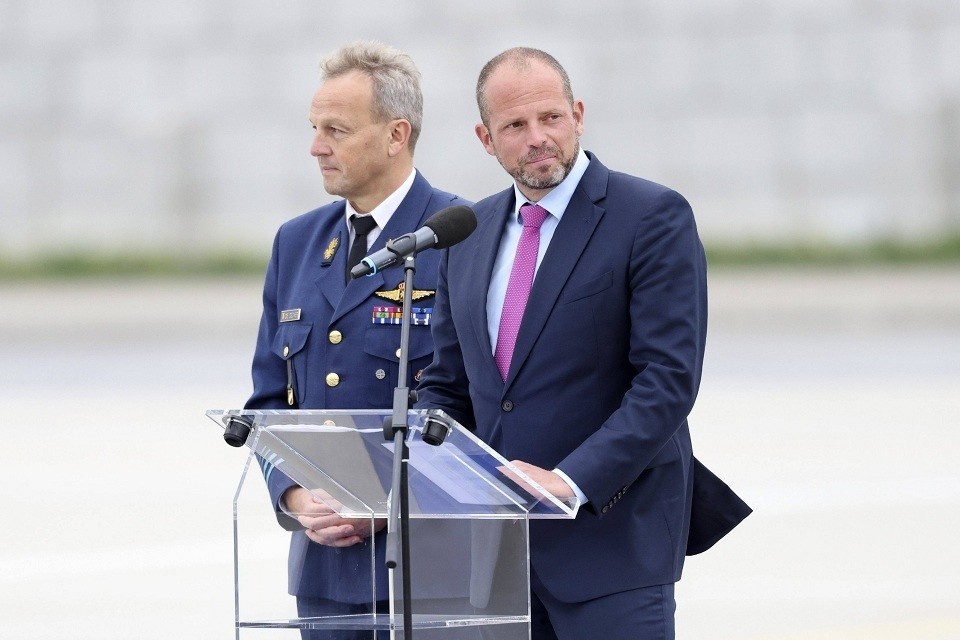    Посольство РФ сочло угрозы Франкена стереть Москву с карты мира ненормальными GLOBAL LOOK PRESS