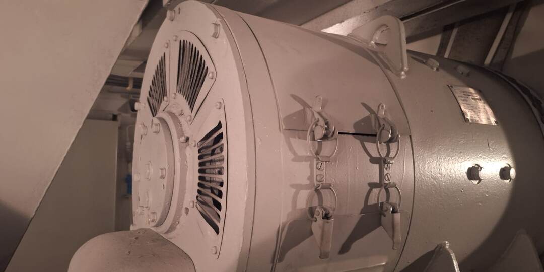 Стартер - генератор СТГ-7 тепловоза или рассказ о том, зачем тепловозу стартер?