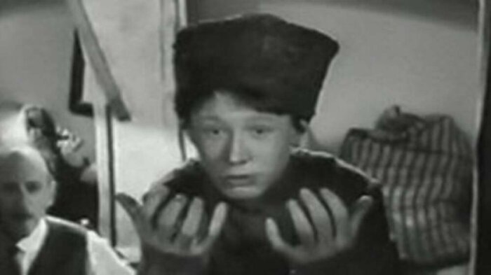 Виктор Проскурин родился недоношенным.