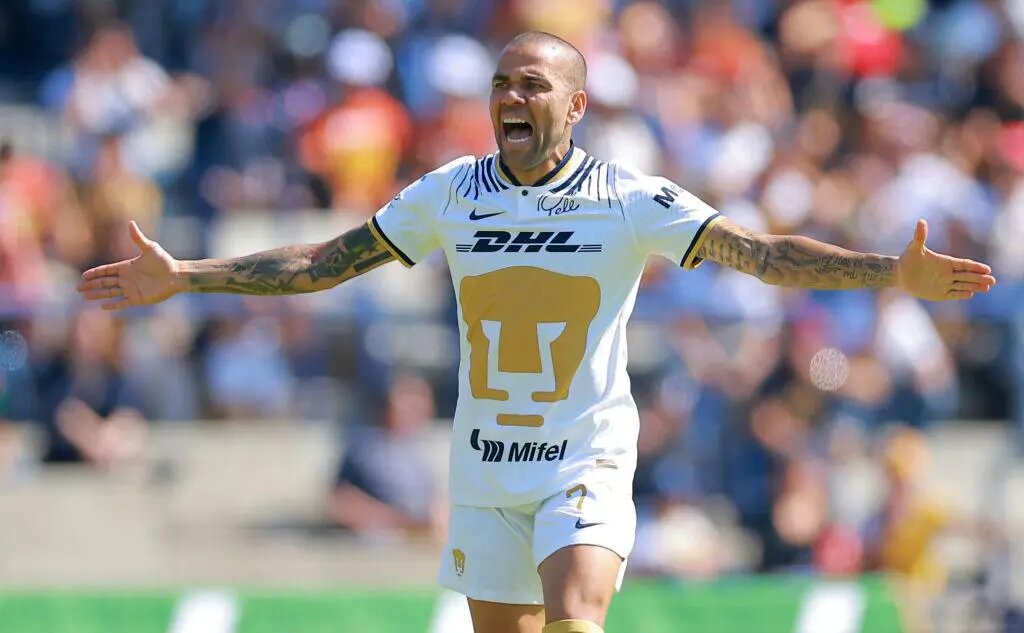    Дани Алвес Фото: Hector Vivas / Getty Images Олеся Шмелева