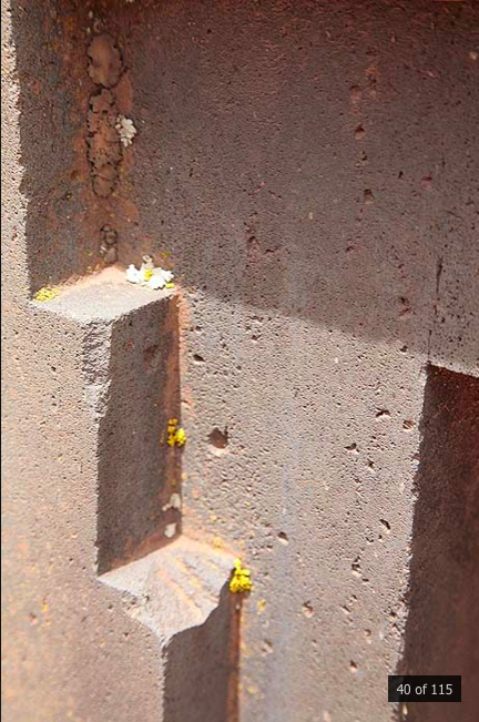 Это же место вблизи. Источник фото:  https://dzen.ru/a/YPbsw1p-t3hq05La