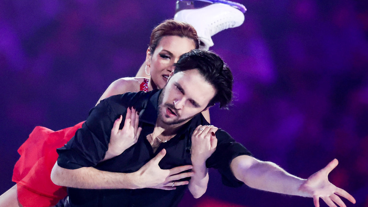    Егор Базин и Елизавета Худайбердиева.Дарья Исаева