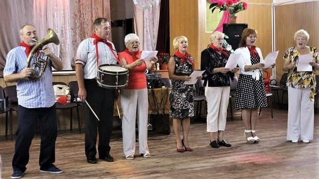 Фото автора. Встреча выпускников Елатомской средней школы