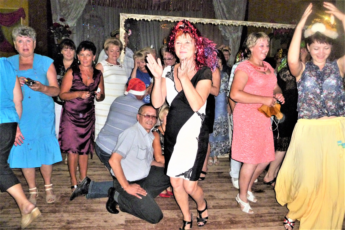 Фото автора. Встреча выпускников Елатомской средней школы