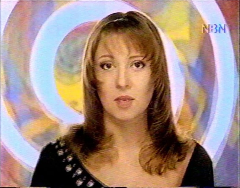 Исполнительница Блуждающий огонь  — Наталья Верич (Яблонская) (Фрагмент из показа на канале NBN от 3 сентября 1997 года)