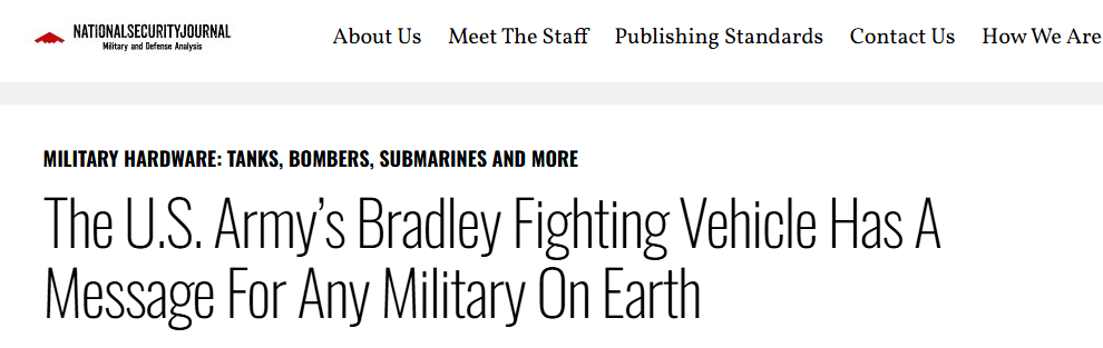 Боевая машина Bradley армии США несет послание всем военным на Земле