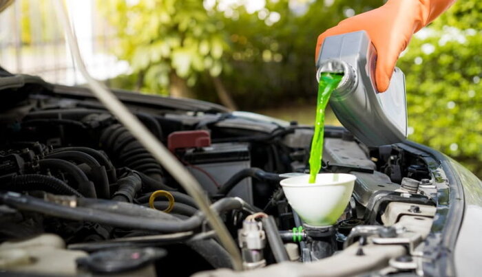 Смешивание антифризов «на глаз» может сильно повредить мотору