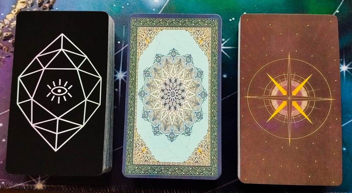 НЕОБХОДИМО СКОНЦЕНТРИРОВАТЬСЯ И ВЫБРАТЬ ТУ КАРТУ, КОТОРАЯ БОЛЬШЕ ВСЕГО НРАВИТСЯ