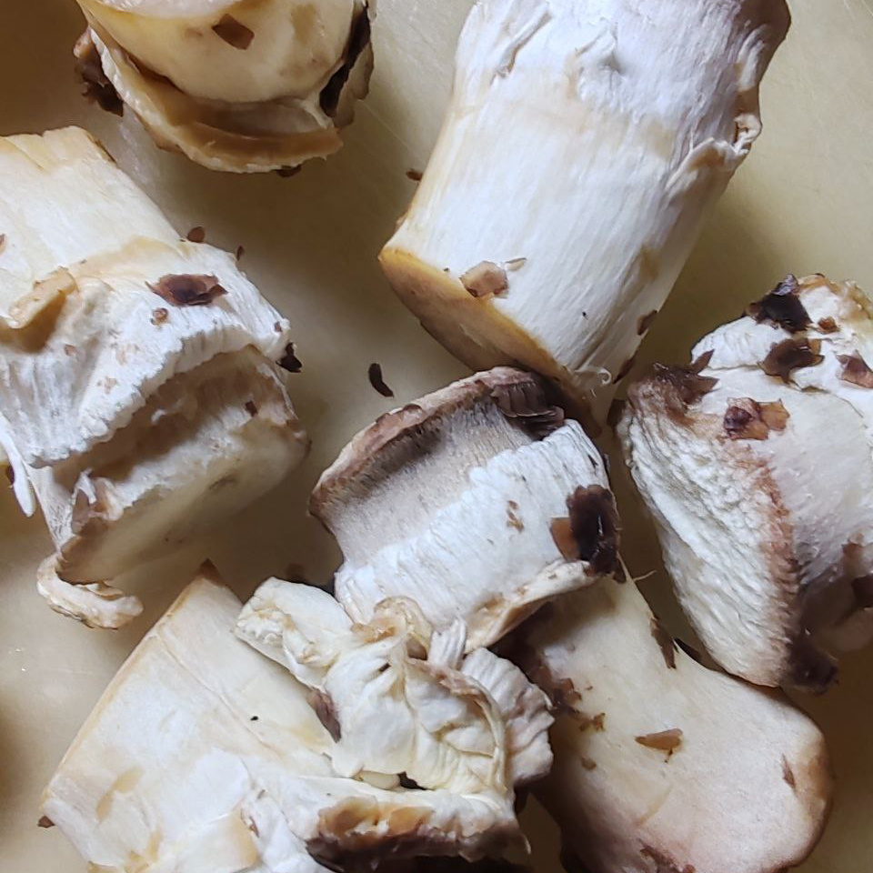 Ножки шампиньонов