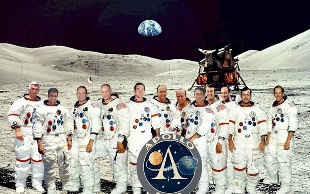 Постер NASA о проекте «Аполлон»