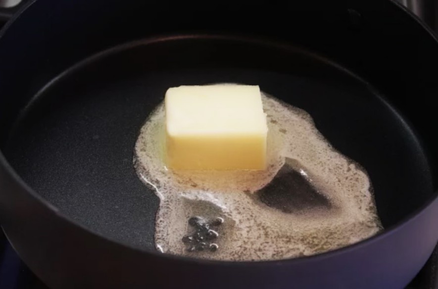 Тут вспомнил старый анекдот, как сосед утверждал, что «у него масло из настоящей коровы, а у меня магазинное, и разница колоссальная». Теперь понимаю, что всё это чистая маркетинговая сказка.