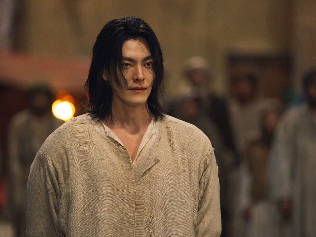 Иблис в исполнении Ким У Бина