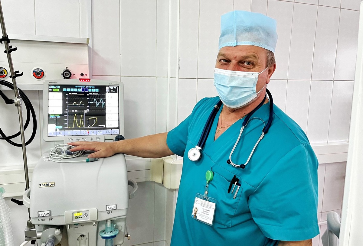    В отделениях анестезиологии и реанимации ОКД пациенты могут самостоятельно принимать пищу и даже читать