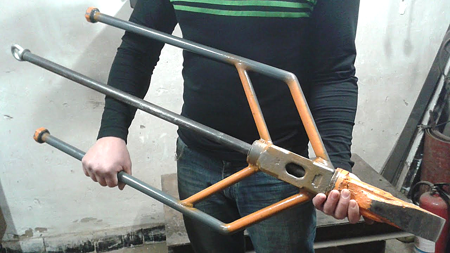 Самодельный лом-колун