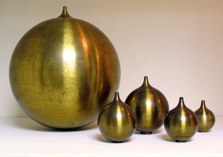 Акустический резонатор Гельмгольца в точности как купола церкви.