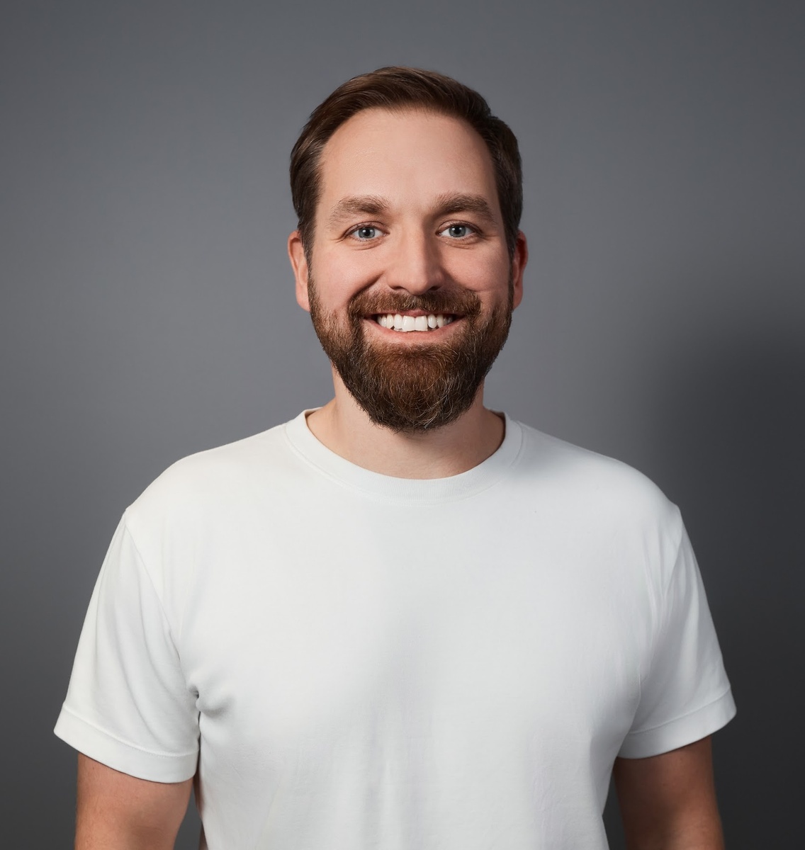 Глазов Вадим Олегович, имплантолог клиники «Дант» в Екатеринбурге 