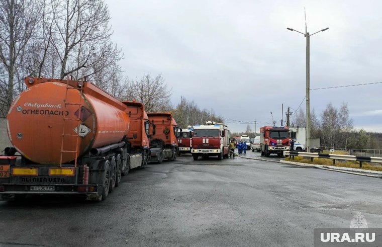  Пожарным удалось ликвидировать возгорание на площади 30 кв.m.